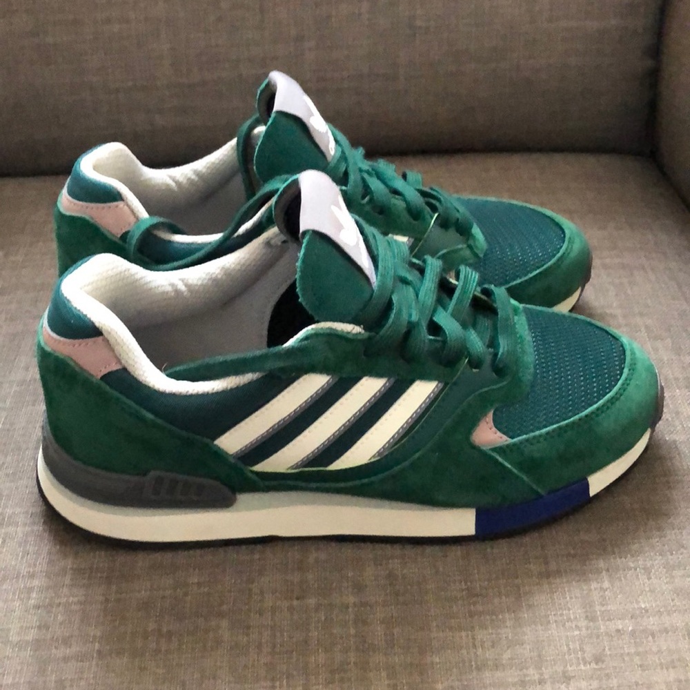 Adidas Quesence